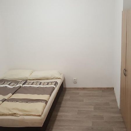 Apartman U Cerveneho Kostela เตปลิตเซ ภายนอก รูปภาพ